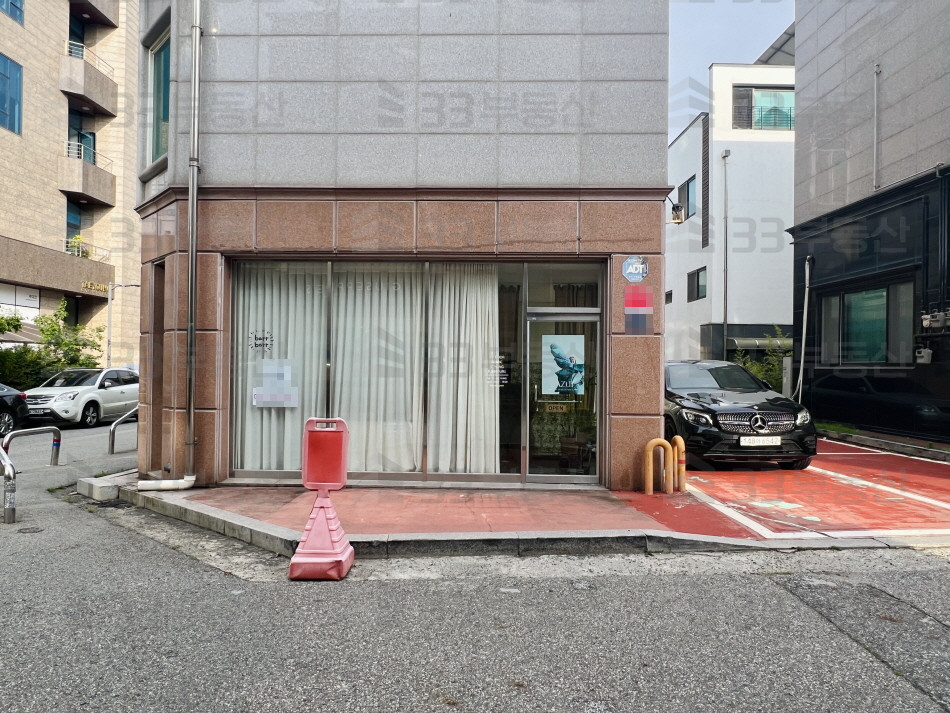 경기 성남분당구 운중동 운중천 인근 내외부 깔끔한 상가 사무실, 빠른 협의 입주 가능 월세 매물번호 10559 사진 12