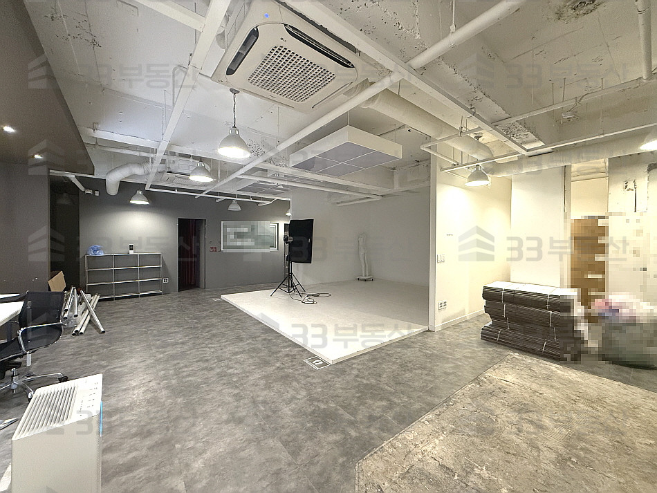 서울 강남구 청담동 자주식주차O 인테리어A급 층고高 무권리 룸4 월세 매물번호 10584 사진 2