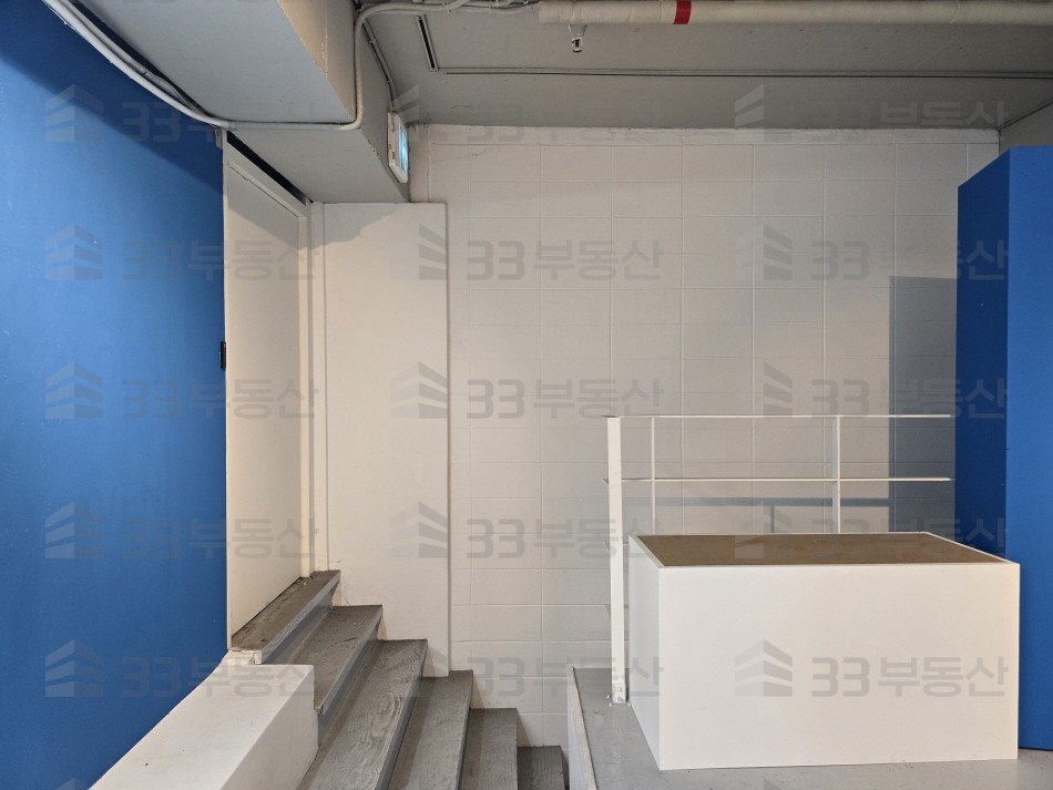 서울 강남구 청담동 압구정로 이면 연층 임대 가능한 사무실 상가, 지하 출입문 2개 월세 매물번호 10586 사진 5