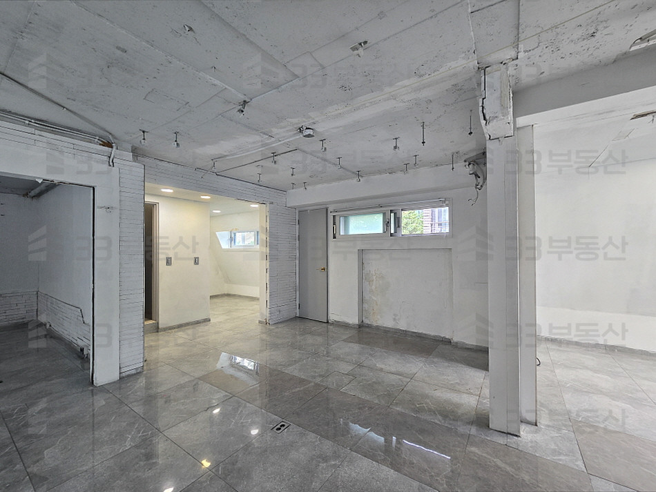 서울 강남구 청담동 청담사거리 이면 속건물, 다양한 업종 가능, 주차 1대, 즉시 입주 월세 매물번호 10589 사진 5