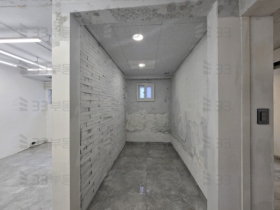 서울 강남구 청담동 청담동 주민센터 이면 속건물, 노출 인테리어, 주차 1대, 즉시 입주 월세 매물번호 10591 사진 8