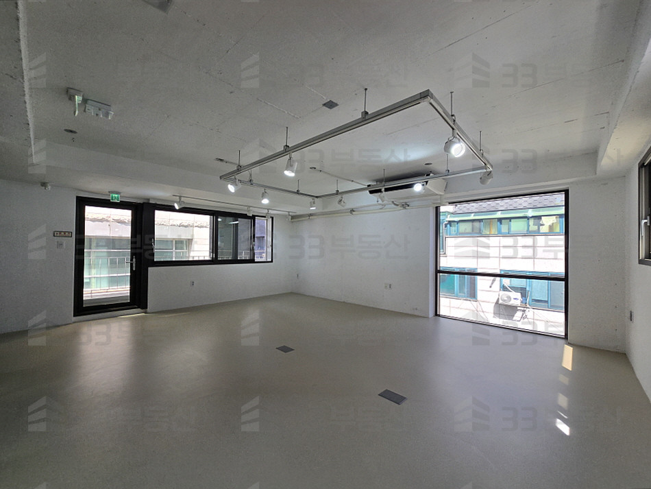 서울 강남구 역삼동 선정릉역 초역세권, 내외부 깔끔한 준신축급 건물, 자주식 주차 1대 월세 매물번호 10593 사진 3