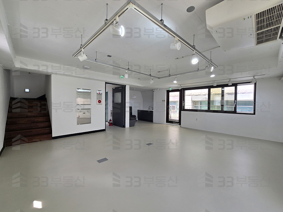 서울 강남구 역삼동 선정릉역 초역세권, 내외부 깔끔한 준신축급 건물, 자주식 주차 1대 월세 매물번호 10593 사진 4