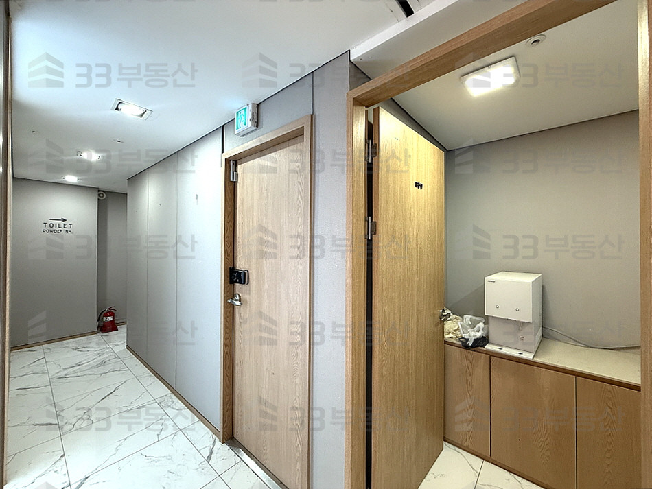 서울 강남구 청담동 발렛O 도산대로변 채광굿 A급인테리어 대형사무실 ! 월세 매물번호 10594 사진 9