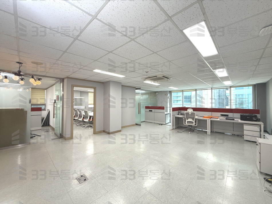 서울 강남구 대치동 선릉역, 컨디션 깔끔한 인테리어 사무실 월세 매물번호 10617 사진 2