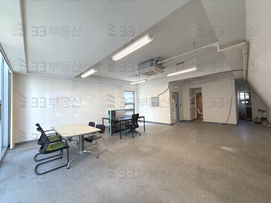 서울 강남구 신사동 주건축물제1동 압구정역 역세권, 깔끔한 사무실 월세 매물번호 10629 사진 2