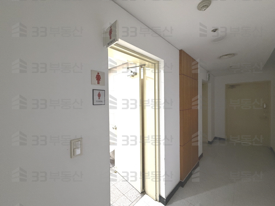 서울 강남구 신사동 압구정역, 대로변, 주차편리, 분할가능, 대형평수 월세 매물번호 10633 사진 8