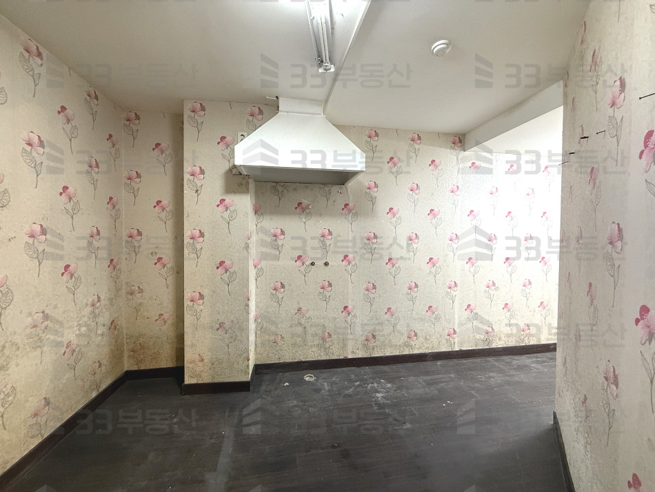 서울 강남구 신사동 무권리, 압구정로 대로변, 다양한 업종 월세 매물번호 10637 사진 3