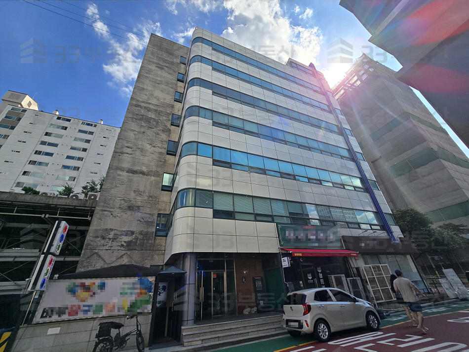 서울 강남구 역삼동 역삼초 인근 인테리어 된 깔끔한 사무실, 층고 높아 개방감 있음, 주차2 월세 매물번호 10647 사진 15