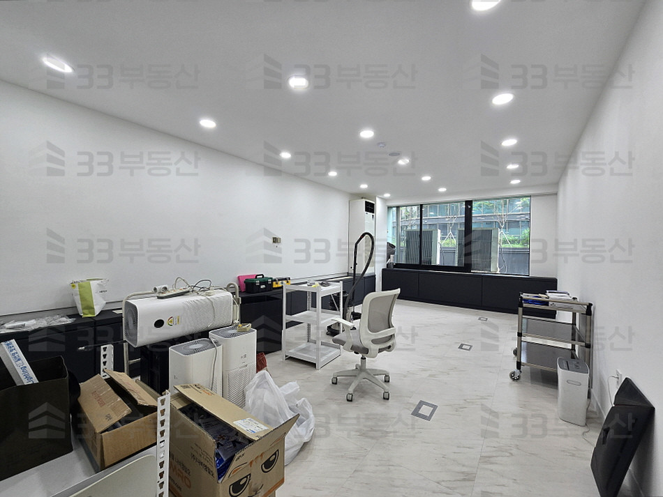 서울 강남구 역삼동 봉은사로 대로변 코너 건물, 접급성과 가시성 우수, 주차4대, 즉시 입주 월세 매물번호 10651 사진 6