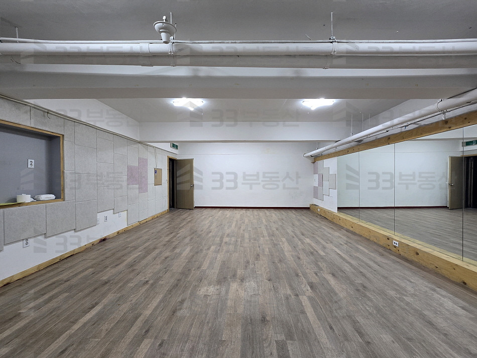 서울 강남구 역삼동 충현교회 인근 지하 댄스 연습실, 가성비 뛰어남, 즉시 입주, 주차 1대 월세 매물번호 10659 사진 3