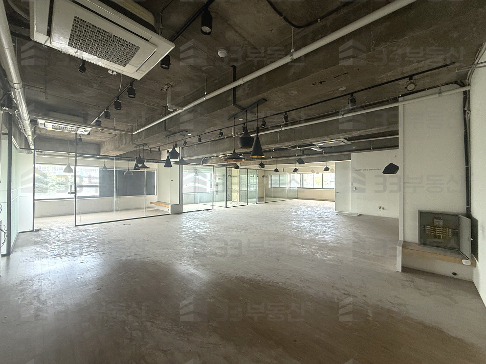 서울 강남구 신사동 EA빌딩동 인테리어O 엘베O 자주식주차O 가로수길 대로변건물! 월세 매물번호 10666 사진 2