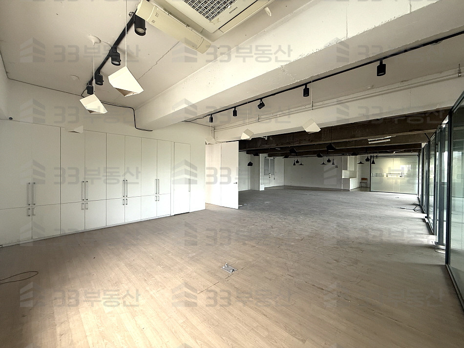 서울 강남구 신사동 EA빌딩동 인테리어O 엘베O 자주식주차O 가로수길 대로변건물! 월세 매물번호 10666 사진 5
