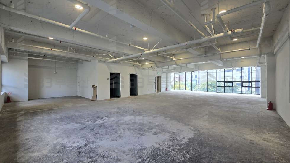 서울 강남구 신사동 33 사진O 압구정역 대로변 테라스 신축 첫입주 월세 매물번호 10680 사진 10