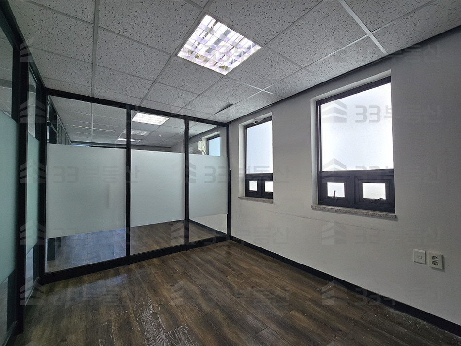 서울 강남구 신사동 509-7 (남정빌딩) 33 사진O 신사역 역세권 룸인테리어 컨디션A 월세 매물번호 10703 사진 5
