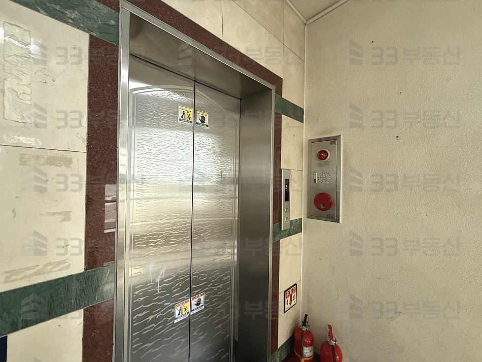 서울 강남구 신사동 525-3 33 사진O 신사역 무권리 원상복구 상태 월세 매물번호 10706 사진 6