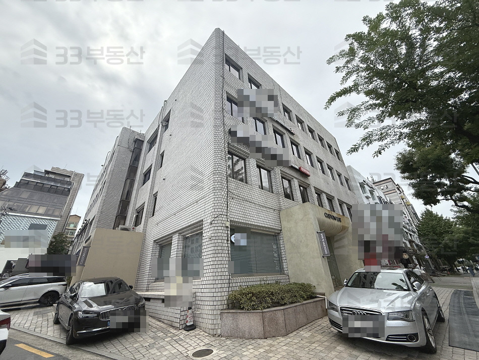 서울 강남구 신사동 528-4 (화인빌딩) 33 사진O 압구정로 대로변 가성비 소형사무실 월세 매물번호 10710 사진 3