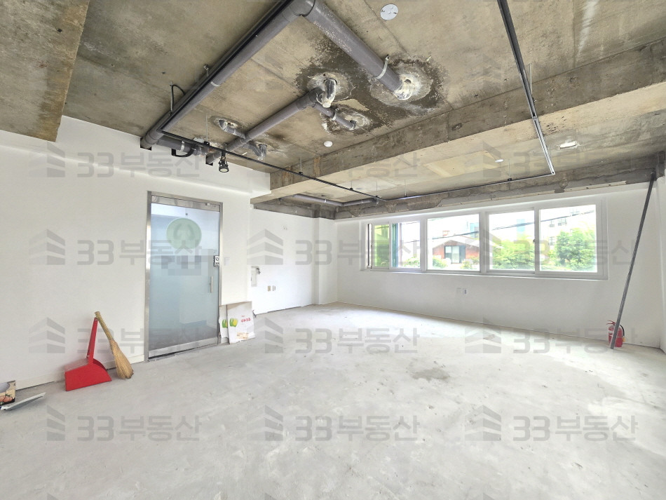 서울 강남구 역삼동 659-12 33 사진O 언주역 초역세권 원복상태 소형사무실 월세 매물번호 10713 사진 2