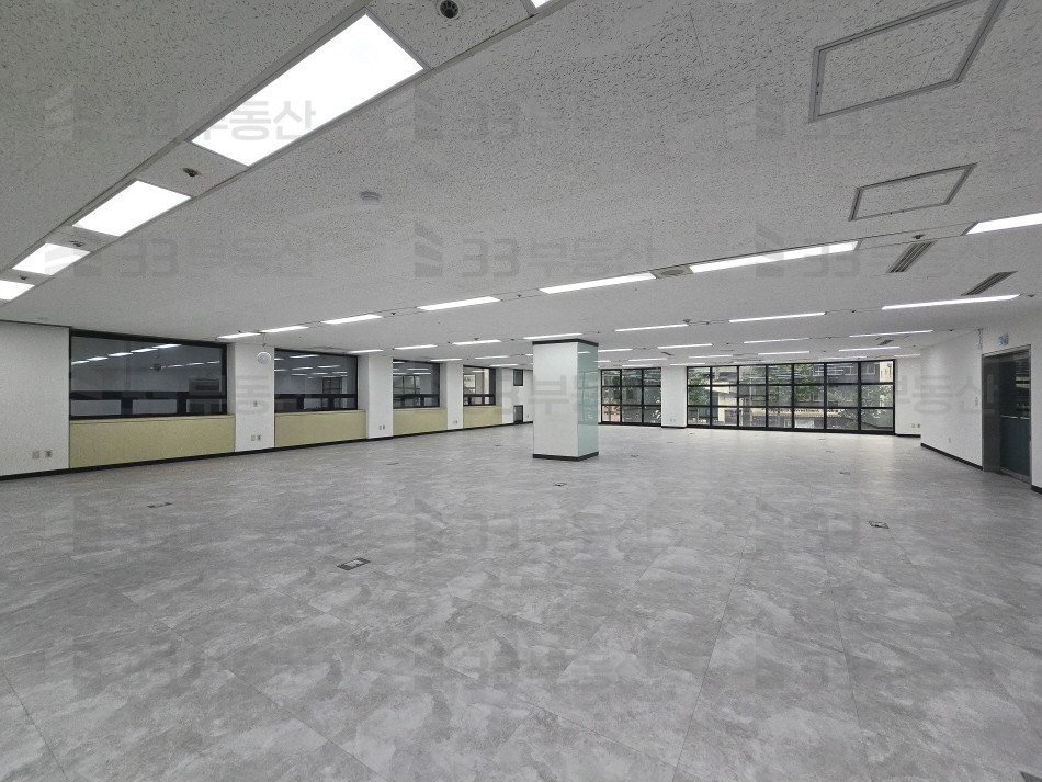서울 강남구 역삼동 662-18 (강남텔레피아빌딩) 강남텔레피아빌딩동 33 사진O 대로변 컨디션 깔끔한 인테리어 사무실 월세 매물번호 10716 사진 2