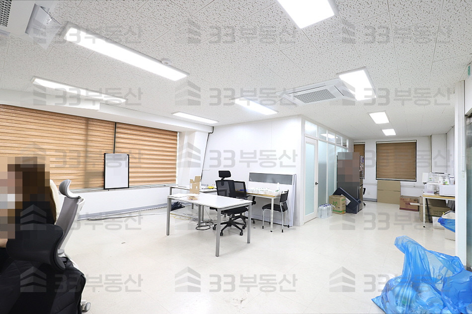 서울 강남구 신사동 신사역2분 엘베O 홀1룸1 자주식주차 ! 월세 매물번호 10421 사진 1