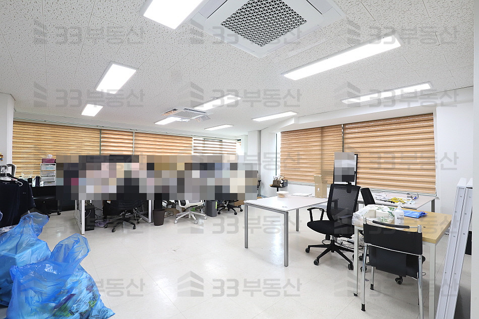 서울 강남구 신사동 신사역2분 엘베O 홀1룸1 자주식주차 ! 월세 매물번호 10421 사진 3