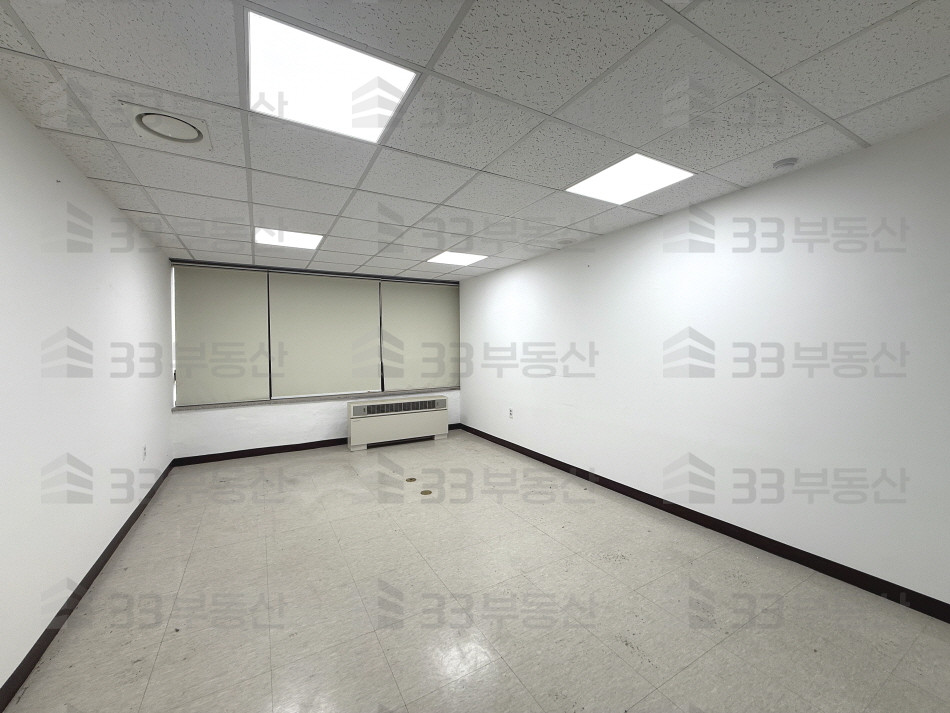 서울 강남구 신사동 517-5 33 사진O 신사역 역세권 강남시장 맞은편 중소형 사무실 월세 매물번호 10723 사진 5