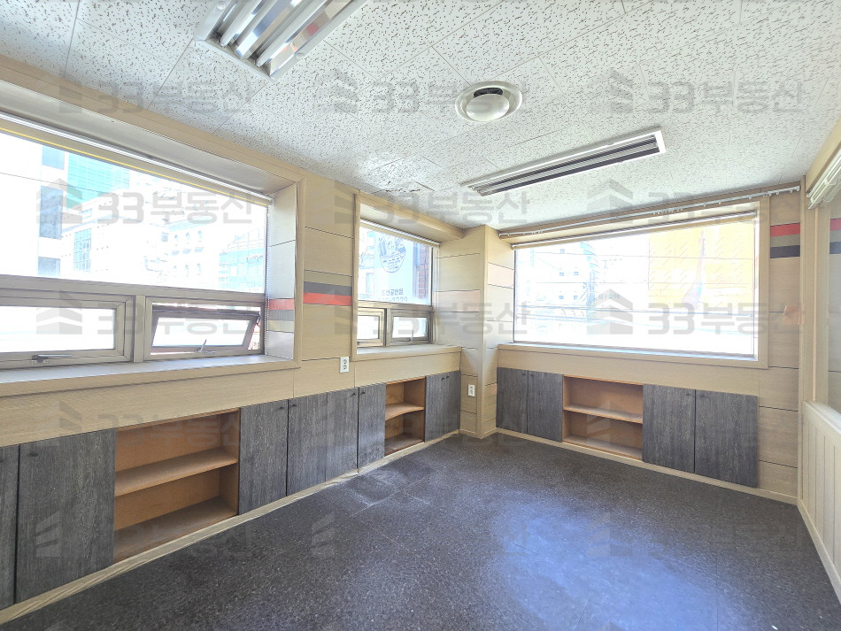 서울 강남구 신사동 643 33 사진O 로데오상권 리테일,오피스O 추가 면적O 월세 매물번호 10727 사진 2