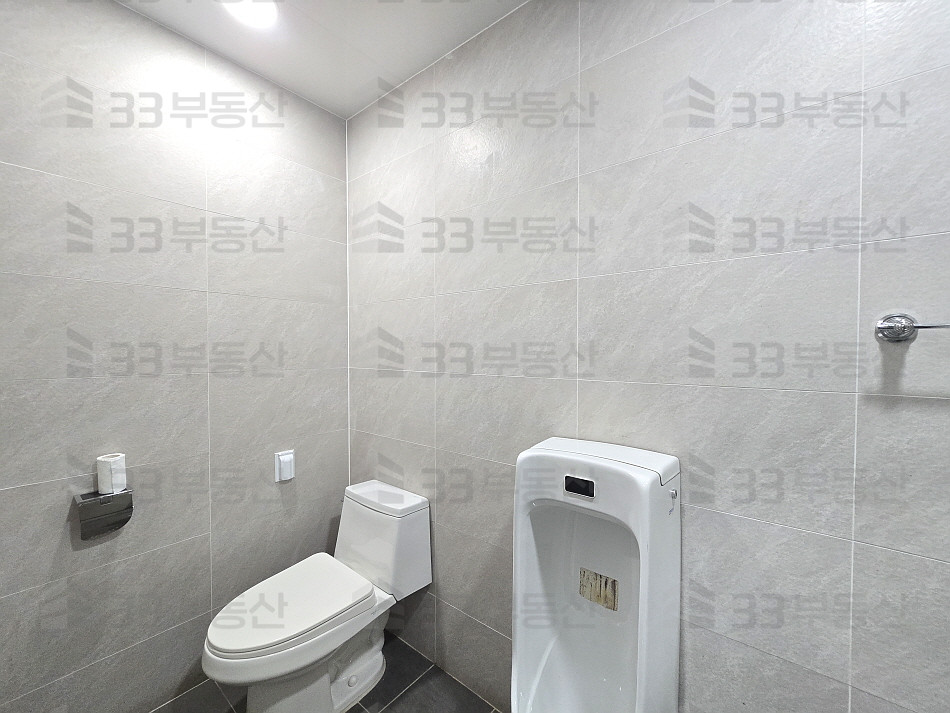 서울 강남구 역삼동 역삼역도보6분 주차o 층고5m 원상복구o ! 월세 매물번호 10738 사진 2
