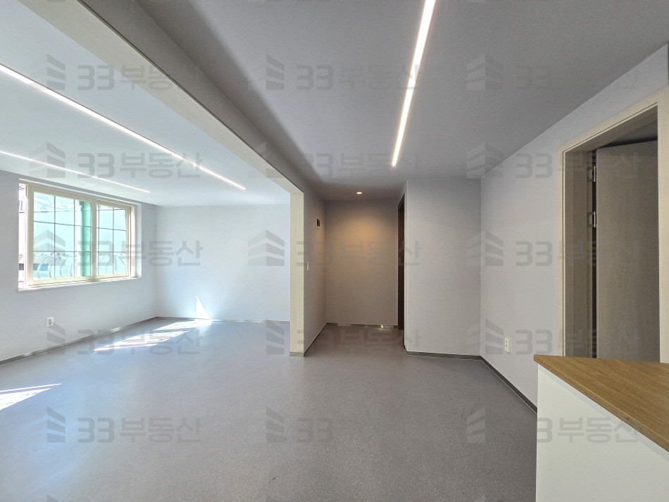서울 강남구 신사동 신사빌딩동 33 사진O 로데오 올수리 채광우수 컨디션A 가성비사무실 월세 매물번호 10745 사진 5