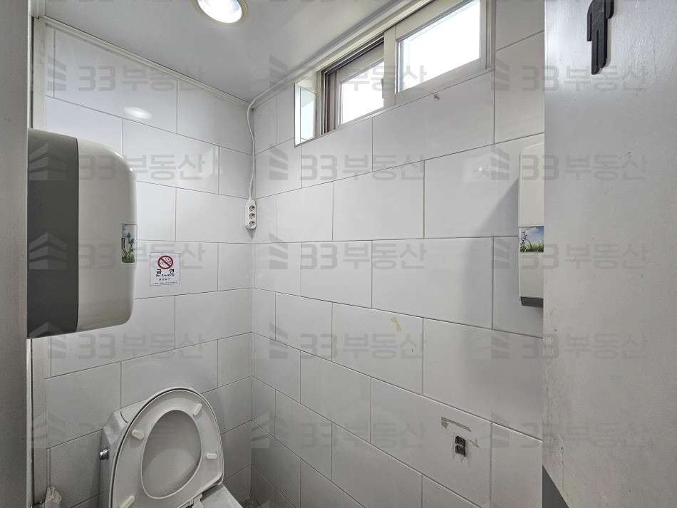 서울 강남구 신사동 33 사진O 가로수길 메인 컨디션 깔끔한 사무실 월세 매물번호 10757 사진 7