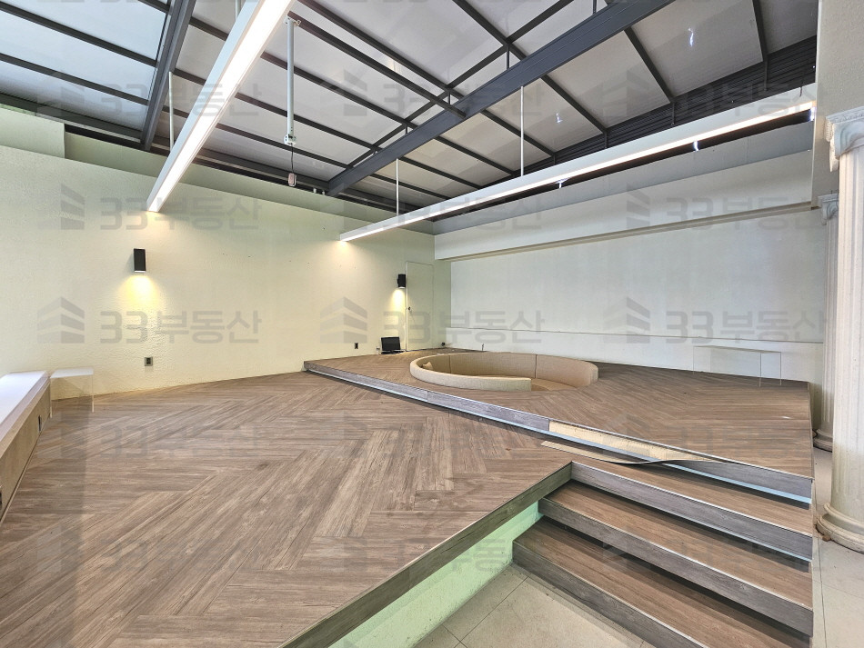 서울 강남구 신사동 33 사진O 무권리 가로수길 메인 통임대 주차편리 매매 매물번호 10762 사진 3