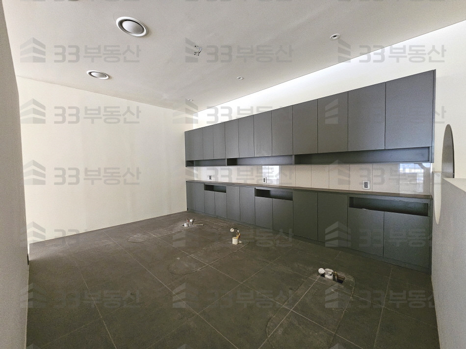 서울 강남구 신사동 33 사진O 무권리 가로수길 메인 통임대 주차편리 매매 매물번호 10762 사진 10