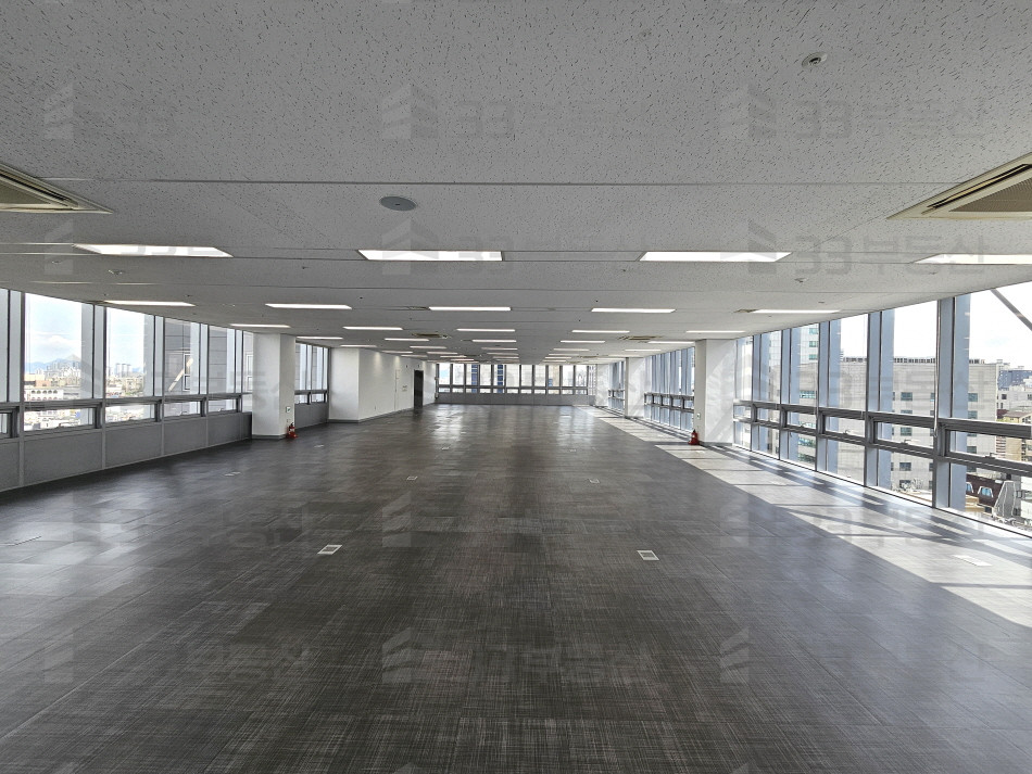 서울 강남구 신사동 33 사진O 도산대로 내부기둥X 전망 우수 대형빌딩 월세 매물번호 10763 사진 7