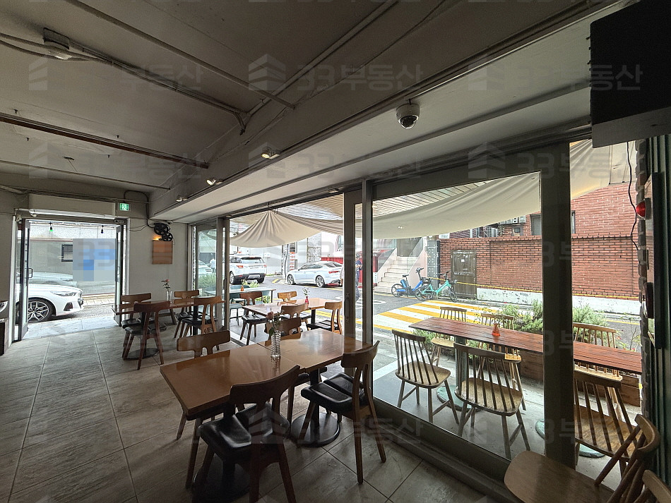 서울 강남구 신사동 1층 코너상가 가시성o 무권리인수가능 즉시입주가능 월세 매물번호 10776 사진 4