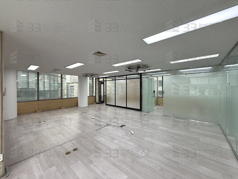 서울 강남구 논현동 룸4 자주식주차O 대로변 컨디션A 사무실 ! 월세 매물번호 10790 사진 7