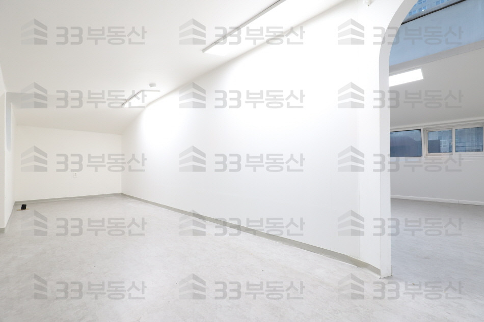 서울 강남구 역삼동 언주역 도보 2분, 가성비 A 중소형사무실 ! 월세 매물번호 10042 사진 5