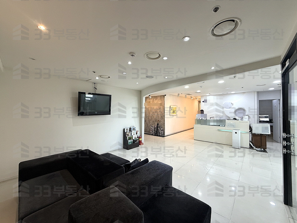 서울 강남구 논현동 도산대로대로변 의원 무권리 엘베o 주차o 방문주차o 월세 매물번호 10816 사진 3