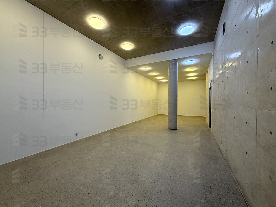 서울 강남구 논현동 주건축물제1동 층고高 컨디션A 자주식주차O 무권리 즉시입주 중소형상가 사무실 ! 월세 매물번호 10820 사진 6