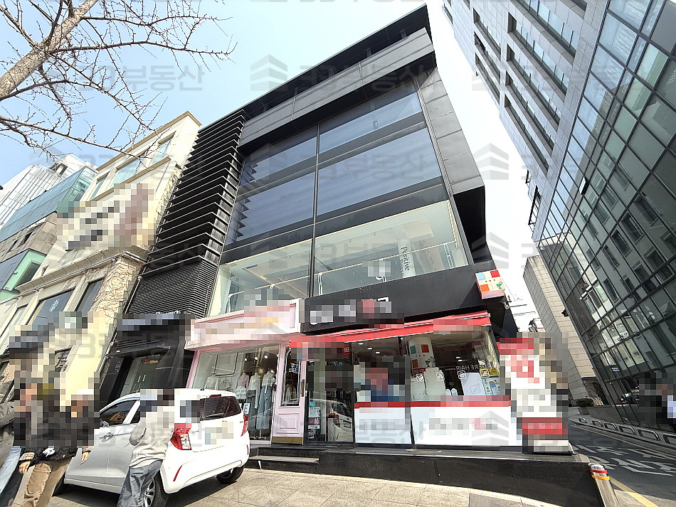 서울 강남구 청담동 로데오역 대로변 복층 상가사무실 인테리어A 월세 매물번호 10831 사진 1