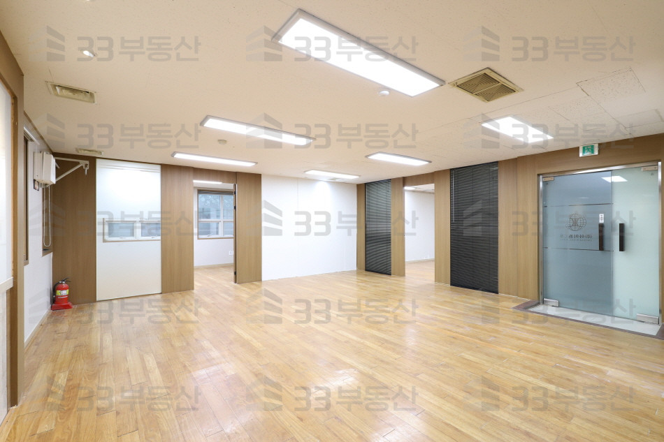 서울 송파구 석촌동 석촌역 초역세권 인테리어된 사무실 월세 매물번호 10171 사진 2