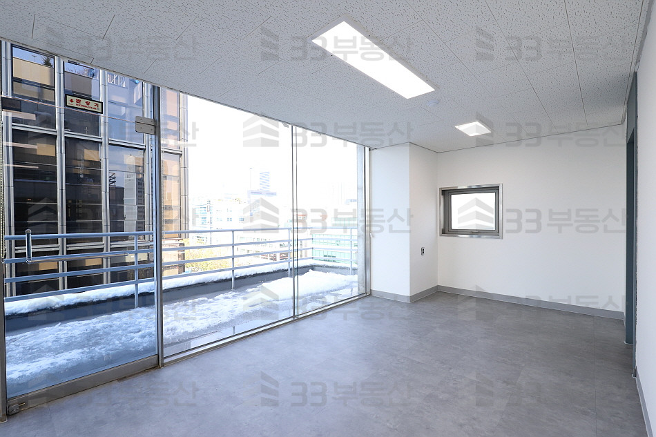 서울 강남구 대치동 인애빌딩동 대치사거리 대로변 깔끔한 사무실 월세 매물번호 10221 사진 3