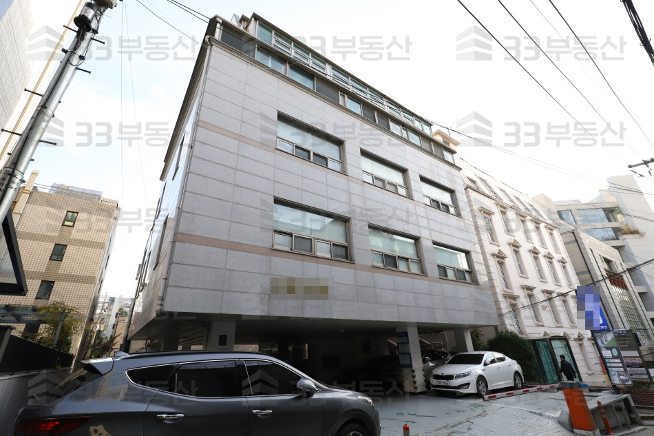 서울 강남구 역삼동 역삼역부 근 평수대비 저렴한 가성비 사무실 월세 매물번호 10238 사진 1