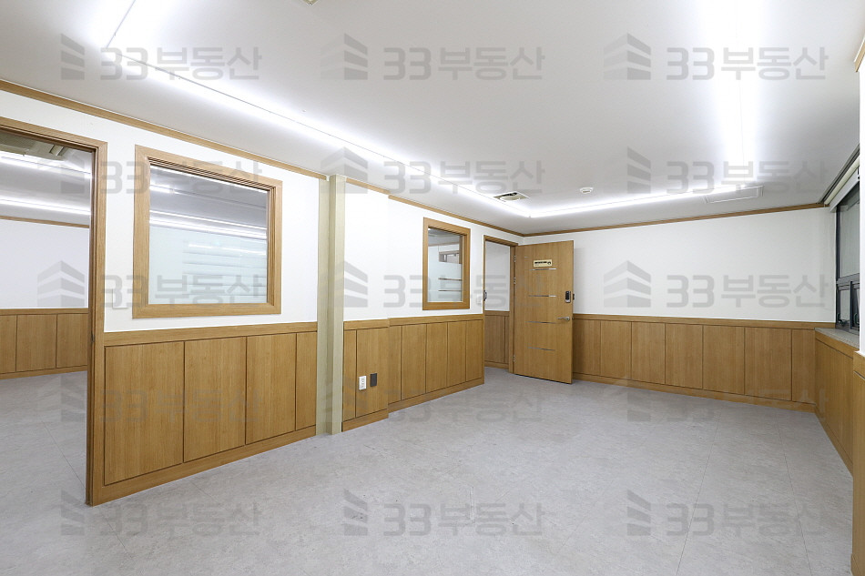 서울 강남구 대치동 선릉역 인근 내부 인테리어 우수한 사무실 월세 매물번호 10241 사진 4