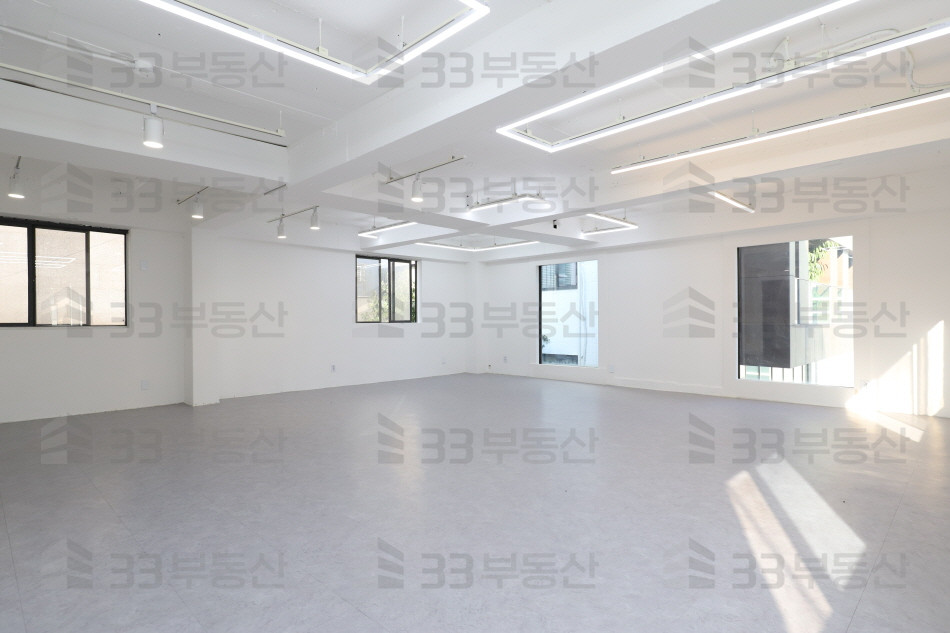 서울 강남구 역삼동 올수리 완료된 깔끔한사무실 월세 매물번호 10244 사진 3