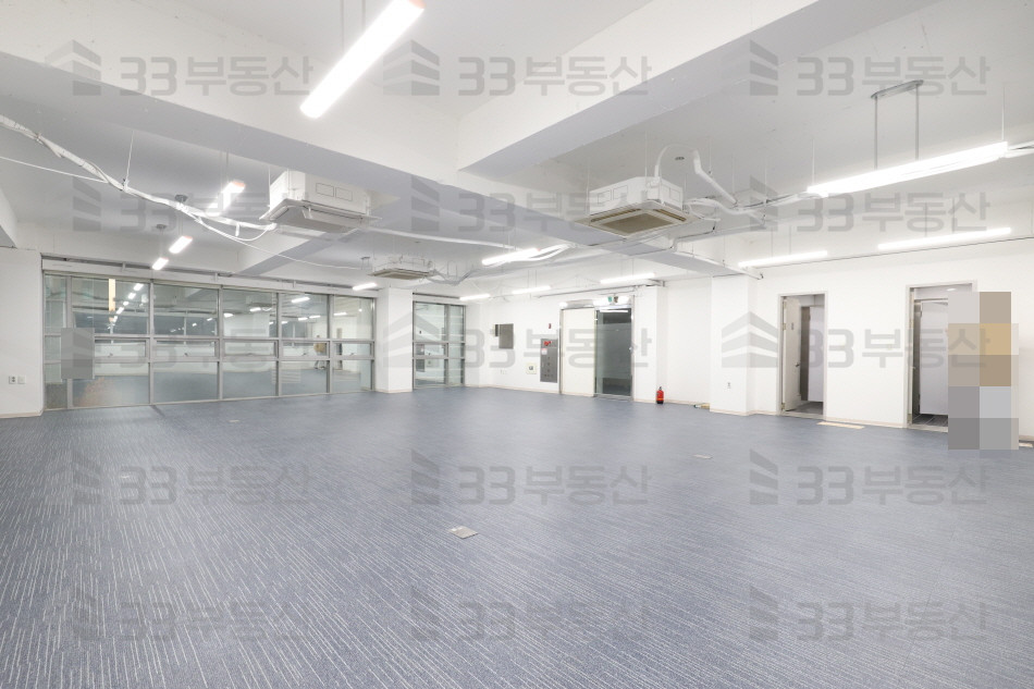 서울 강남구 역삼동 역삼역 역세권, 노출천장, 컨디션 깔끔 월세 매물번호 10245 사진 1