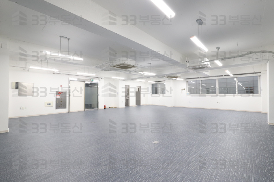 서울 강남구 역삼동 역삼역 역세권, 노출천장, 컨디션 깔끔 월세 매물번호 10245 사진 2
