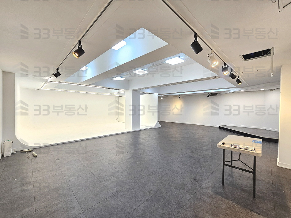 서울 강남구 역삼동 스튜디오 추천, 호리존 설치, 시설 무상인수 월세 매물번호 10246 사진 1