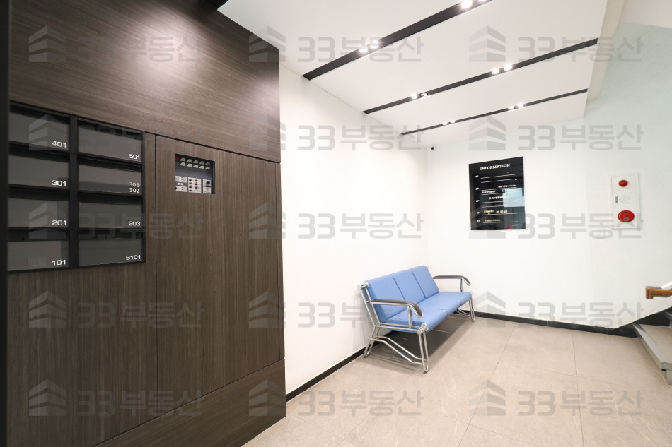 서울 강남구 역삼동 역삼동 가성비 좋은 중소형 사무실 ! 월세 매물번호 10232 사진 4