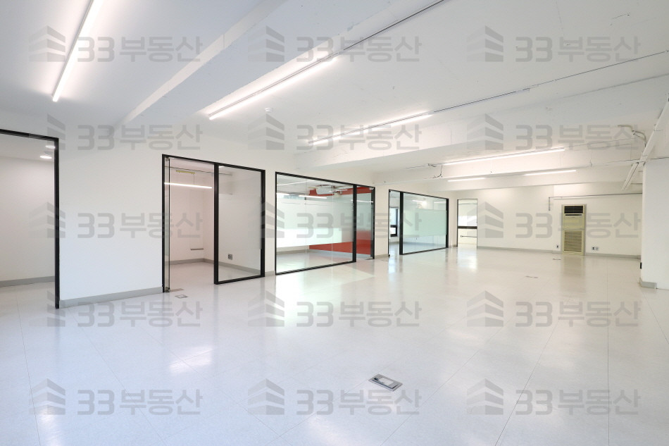 서울 강남구 삼성동 삼성중앙역 도보 5분이내 , 깔끔한 인테리어 사무실 ! 월세 매물번호 10020 사진 4