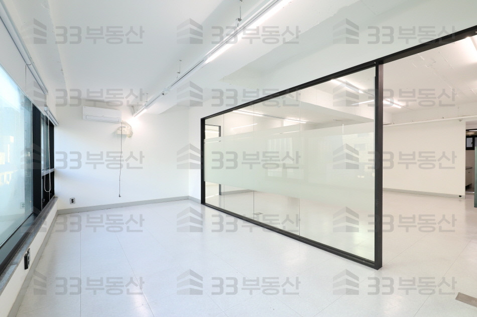 서울 강남구 삼성동 삼성중앙역 도보 5분이내 , 깔끔한 인테리어 사무실 ! 월세 매물번호 10020 사진 6